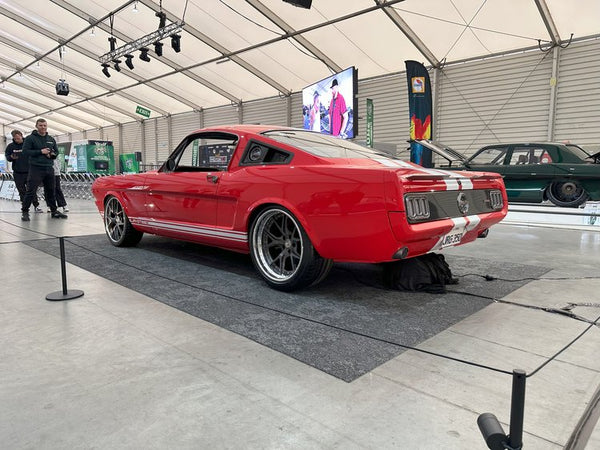 RED VEHICLE BACK LEFT