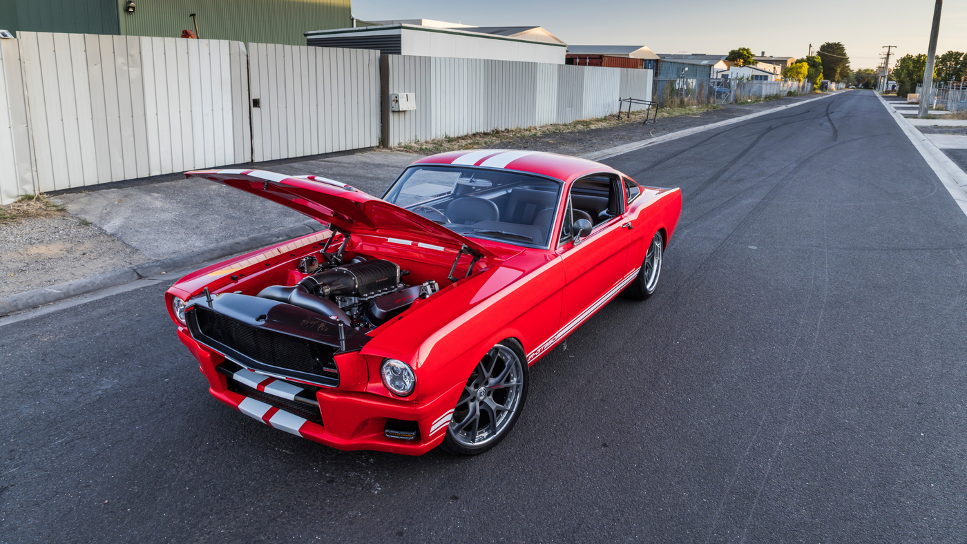 RED VEHICLE BONNET OPEN