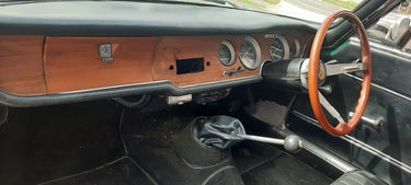 INTERIOR VEHICLE STEERING WHEEL