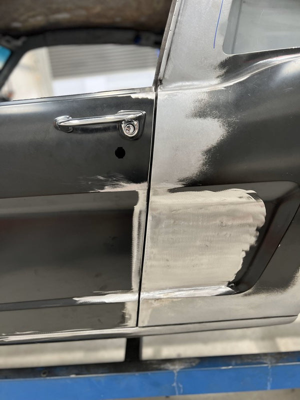 VEHICLE BODY SPRAY WRAP DOOR PANEL