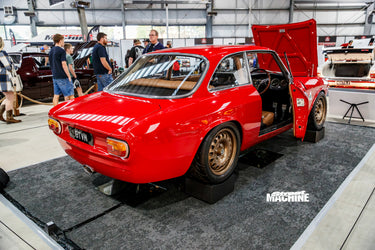 RED VEHICLE BACK RIGHT 