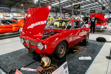 FRONT RIGHT RED VEHICLE BONNET UP